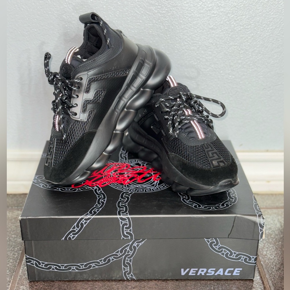 Versace Chain Reaction sneakers “Triple Black”